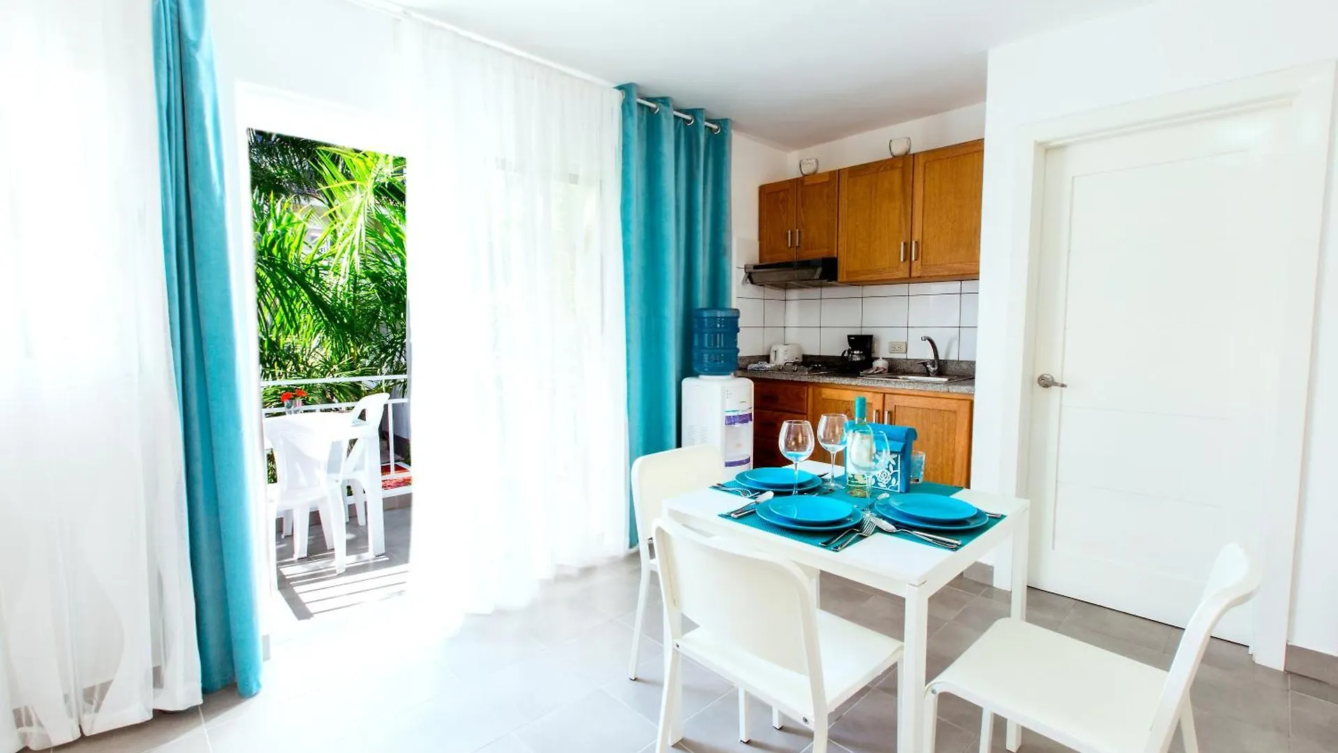***** Hotel Tropicana Suites Deluxe Beach Club And Pool - Playa Los Corales Punta Cana República Dominicana